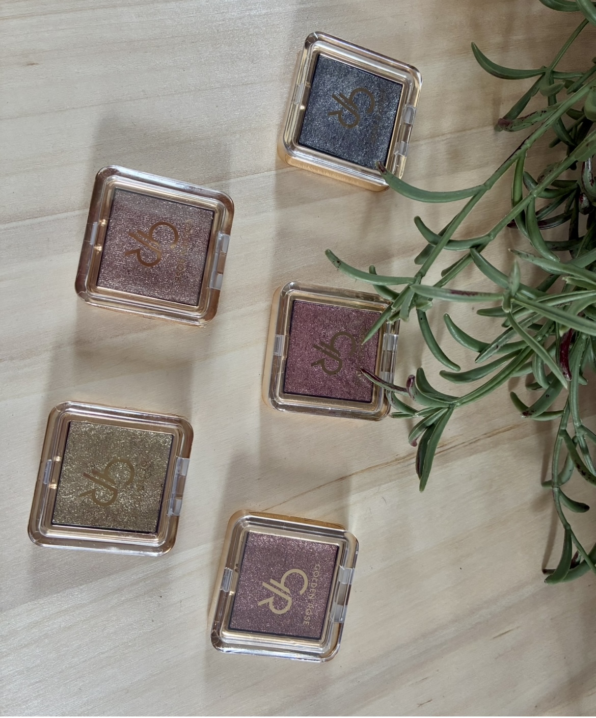 oogschaduw golden rose op shop4makeup
